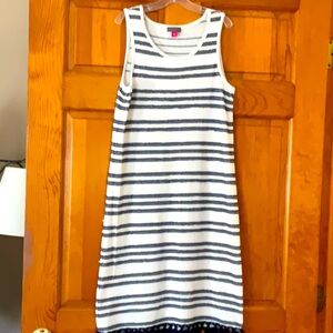 Adorable Vince Camuto cotton dress